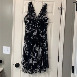 Donna Ricco black dress